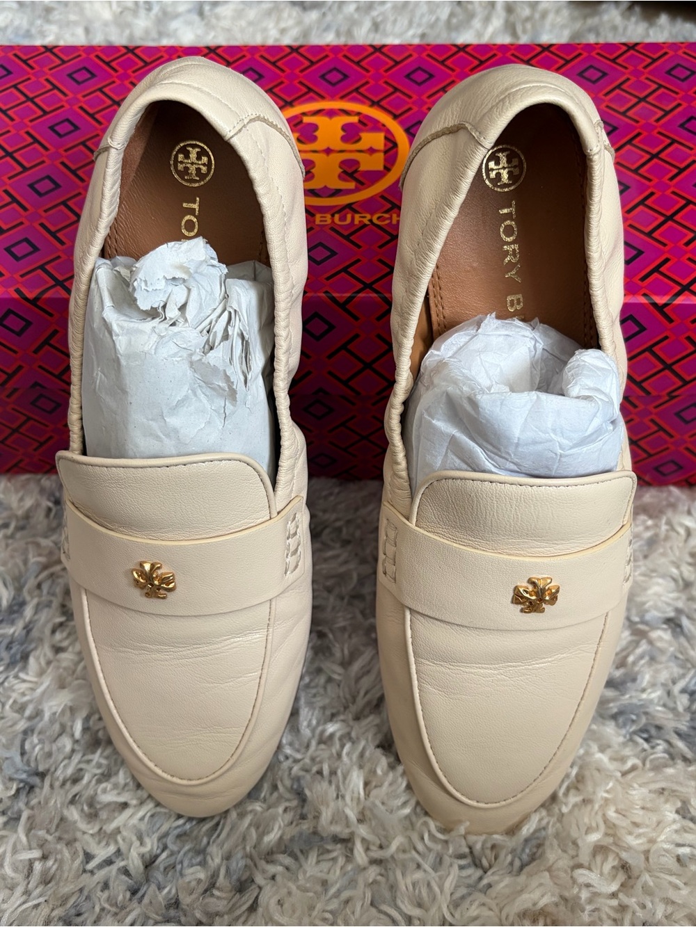 Tory Burch Men's Cream Leather Penny Loafers with Gold Logo